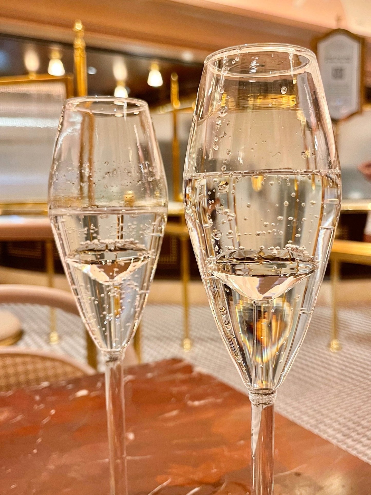 ‘100-Carat’ Diamond Champagne Flute Set of 2™️