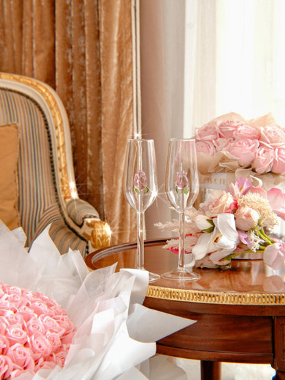 La Vie En Rose Champagne Glass Set of 2™️
